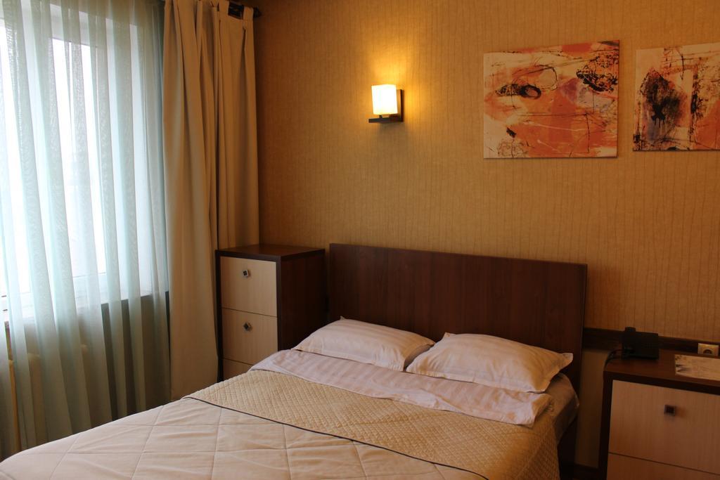 בישקק Delphin Guest House חדר תמונה