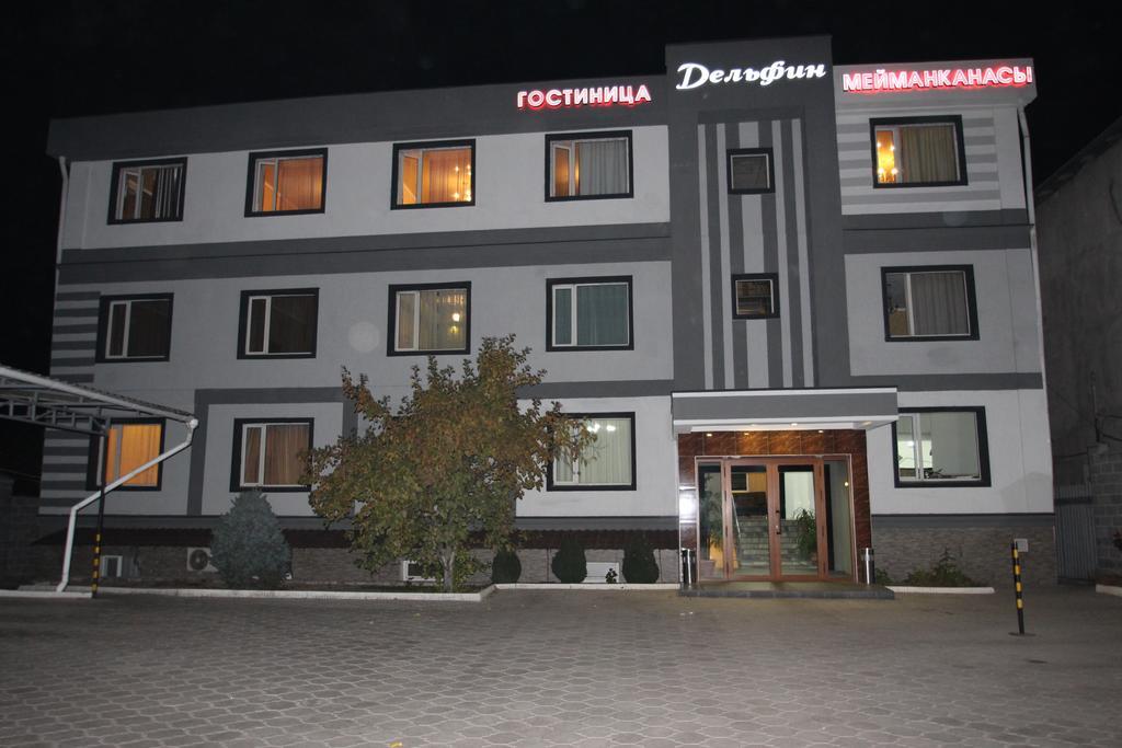 בישקק Delphin Guest House מראה חיצוני תמונה