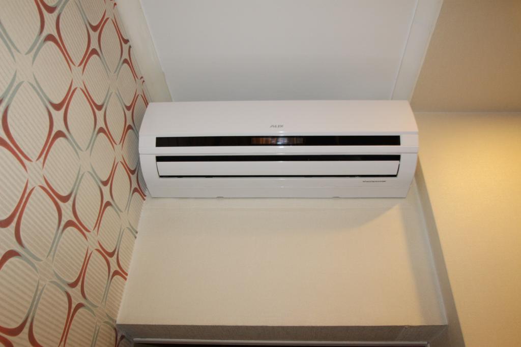 בישקק Delphin Guest House מראה חיצוני תמונה